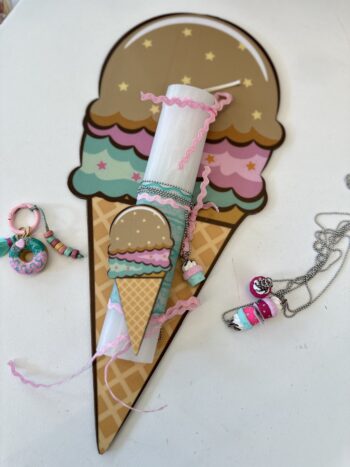 Πασχαλινή Λαμπάδα Παγωτάκι